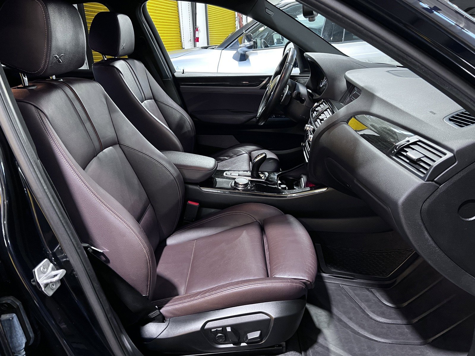 Used 2016 BMW X4 M40i image 15