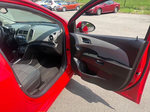 Used 2012 Chevrolet Sonic LT FWD image 11