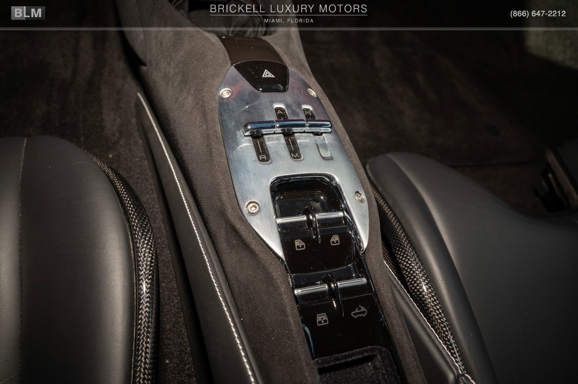 Used 2022 Ferrari SF90 Spider image 19