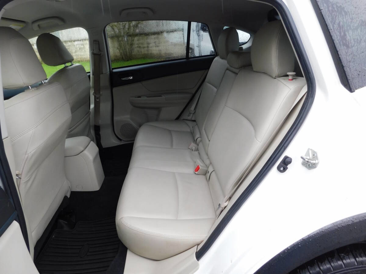 Used 2013 Subaru Crosstrek 2.0i Limited w/ Popular Pkg 2 image 6