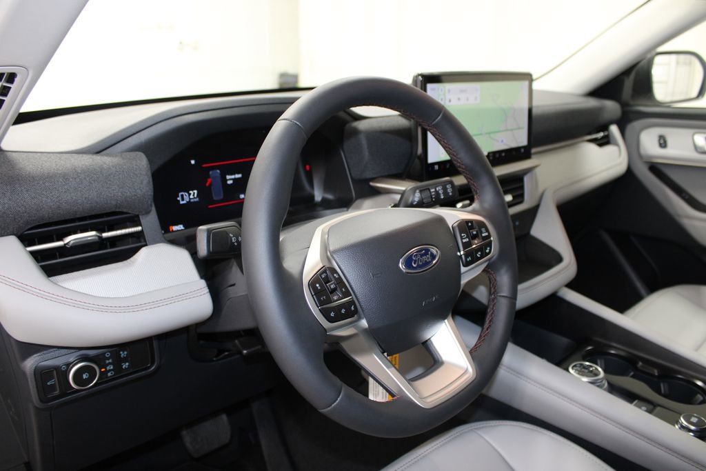 New 2026 Ford Explorer Active image 16