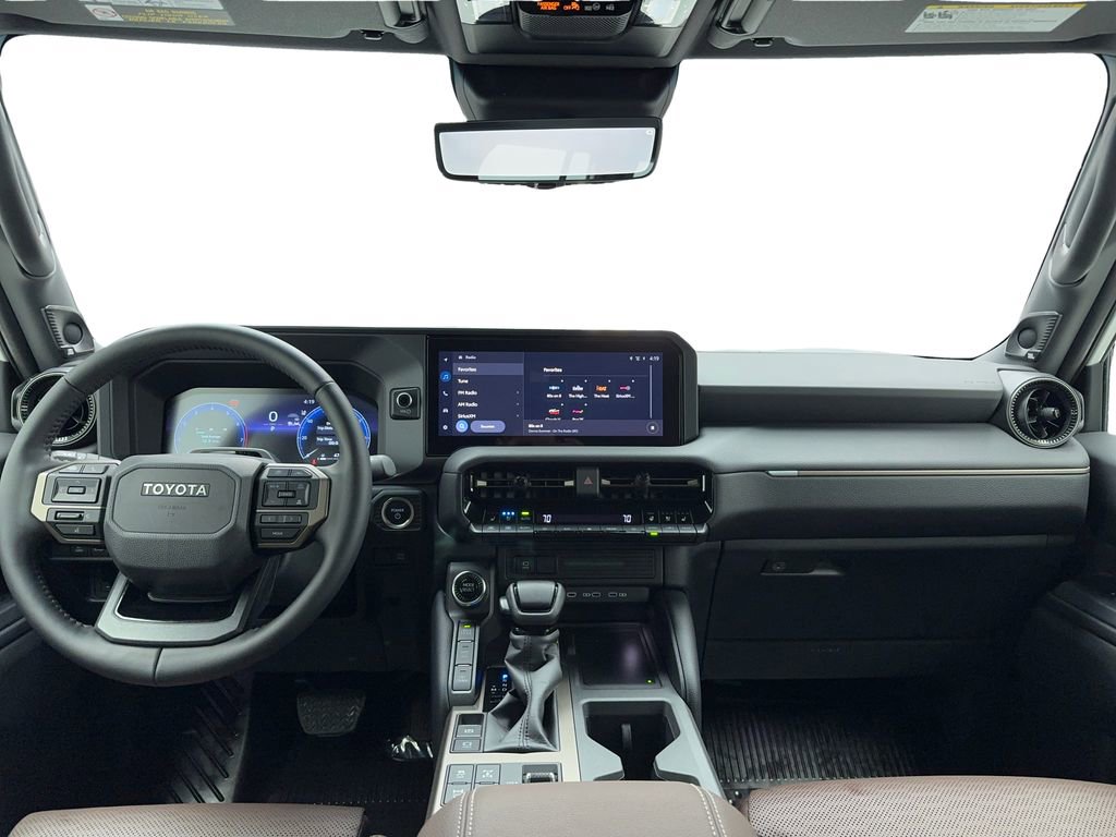 Used 2025 Toyota Land Cruiser w/ Premium Package image 17