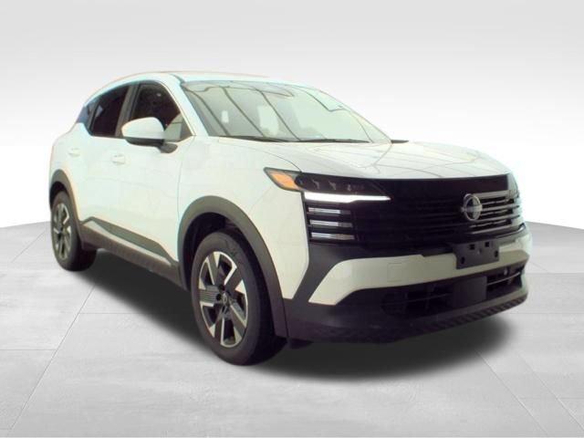 Used 2025 Nissan Kicks SV AWD/4WD image 3
