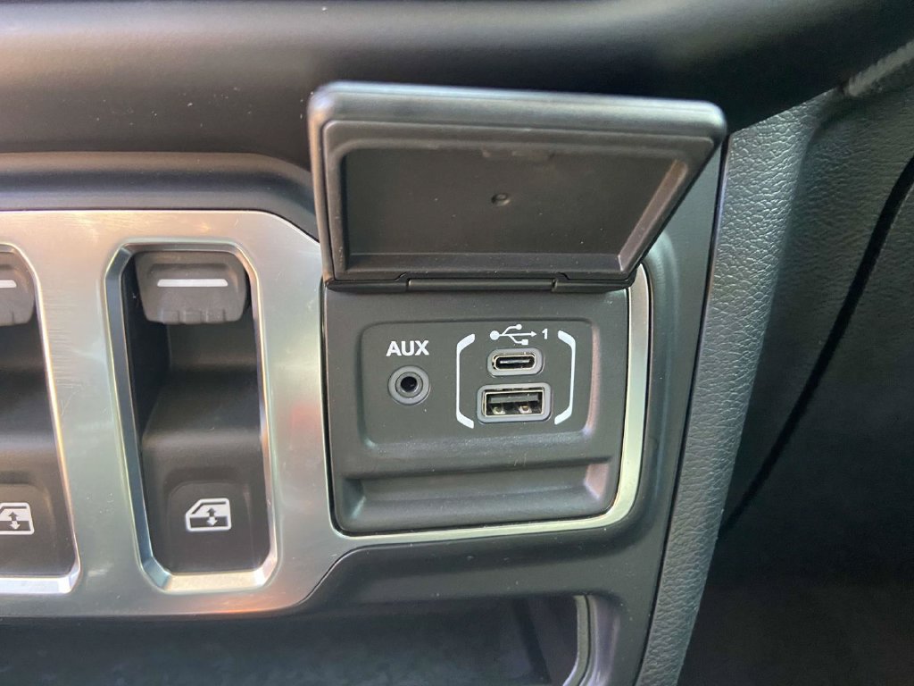 Used 2021 Jeep Wrangler Sport AWD/4WD image 20