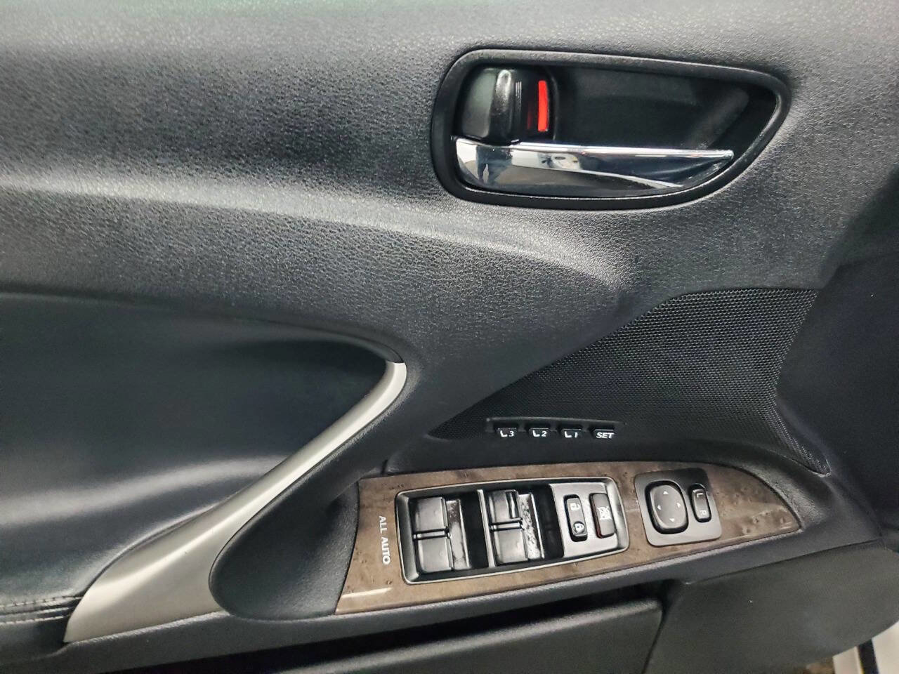 Used 2011 Lexus IS 250 AWD w/ Luxury Plus Value Edition image 10