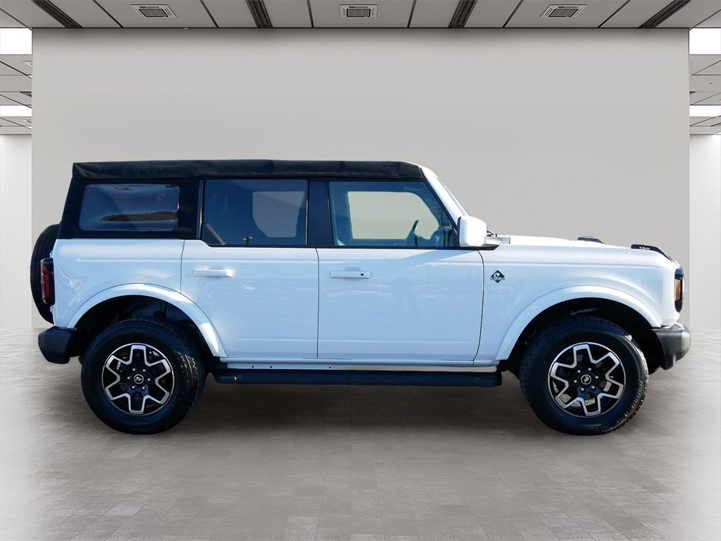 Used 2021 Ford Bronco Outer Banks image 6