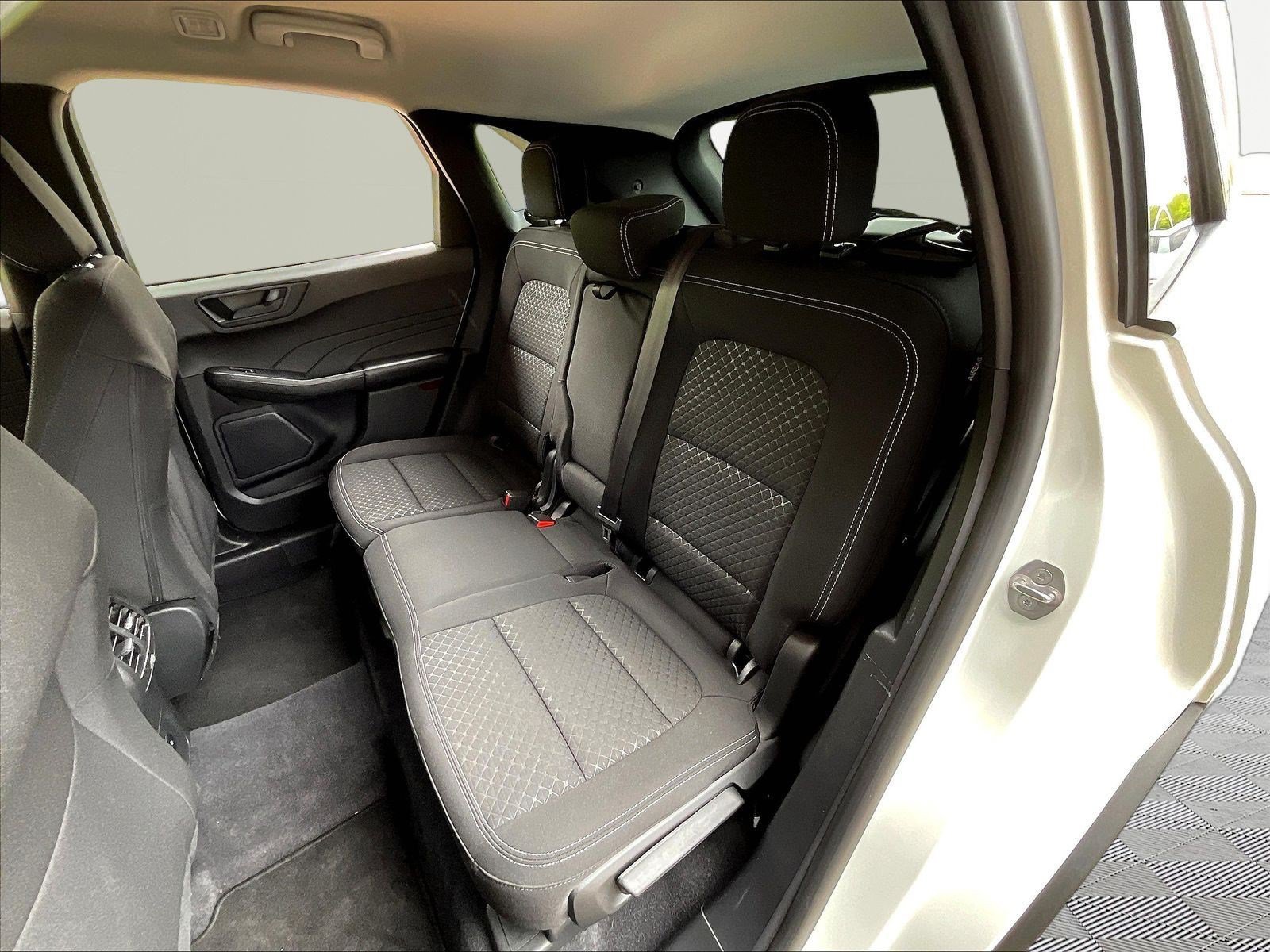 Used 2023 Ford Escape Active w/ Tech Pack #1 AWD/4WD image 21