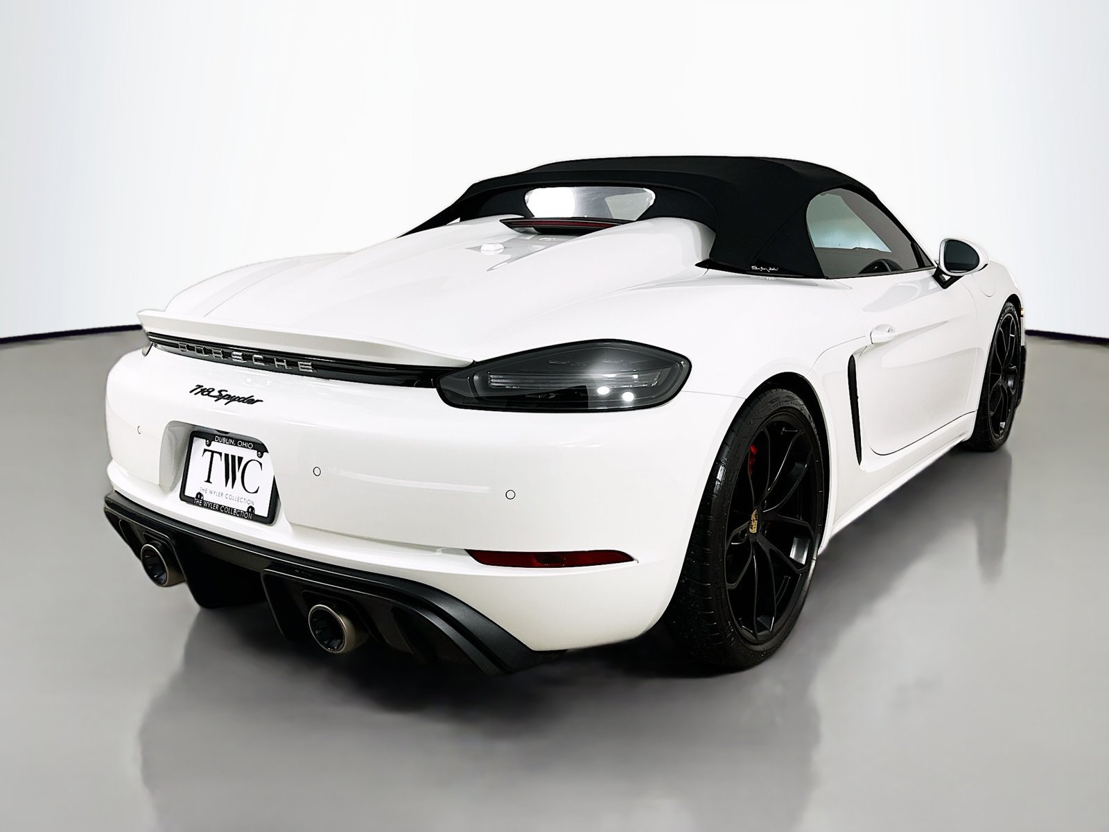 Certified 2020 Porsche 718 Boxster Spyder RWD image 5