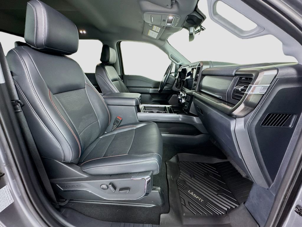 Used 2024 Ford F250 Lariat image 28