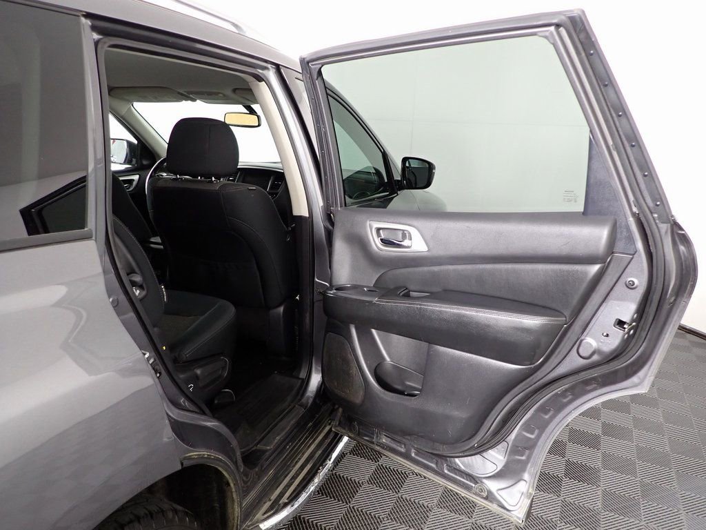 Used 2018 Nissan Pathfinder SV w/ SV All Weather Package image 26