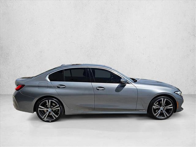 Used 2024 BMW 330i Sedan w/ Convenience Package image 4