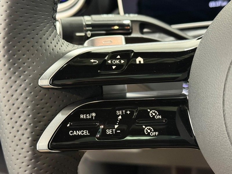 Certified 2025 Mercedes-Benz CLE 300 4MATIC Coupe image 14