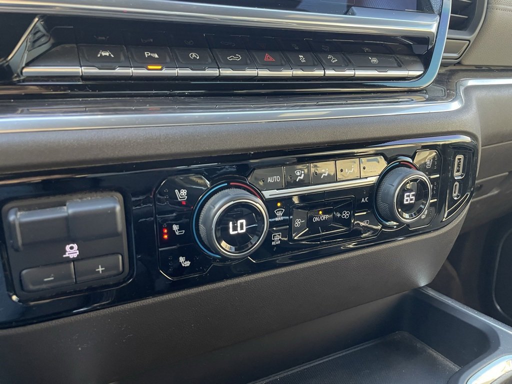 Used 2022 Chevrolet Silverado 1500 LTZ w/ LTZ Premium Package image 18