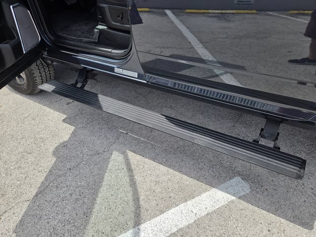 Used 2025 RAM 2500 Laramie AWD/4WD image 23