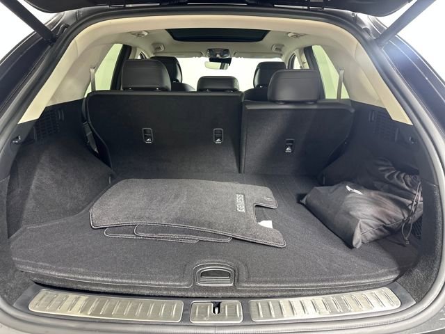 Used 2024 Genesis Electrified GV70 Advanced image 26