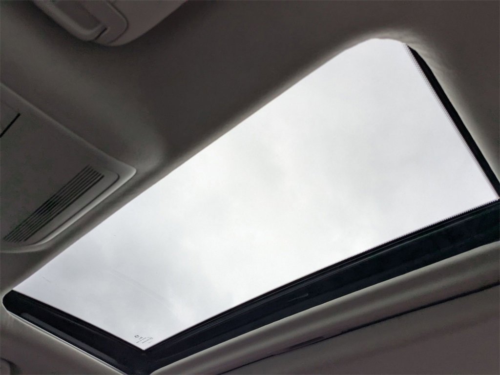 Used 2025 MAZDA MAZDA3 s image 28