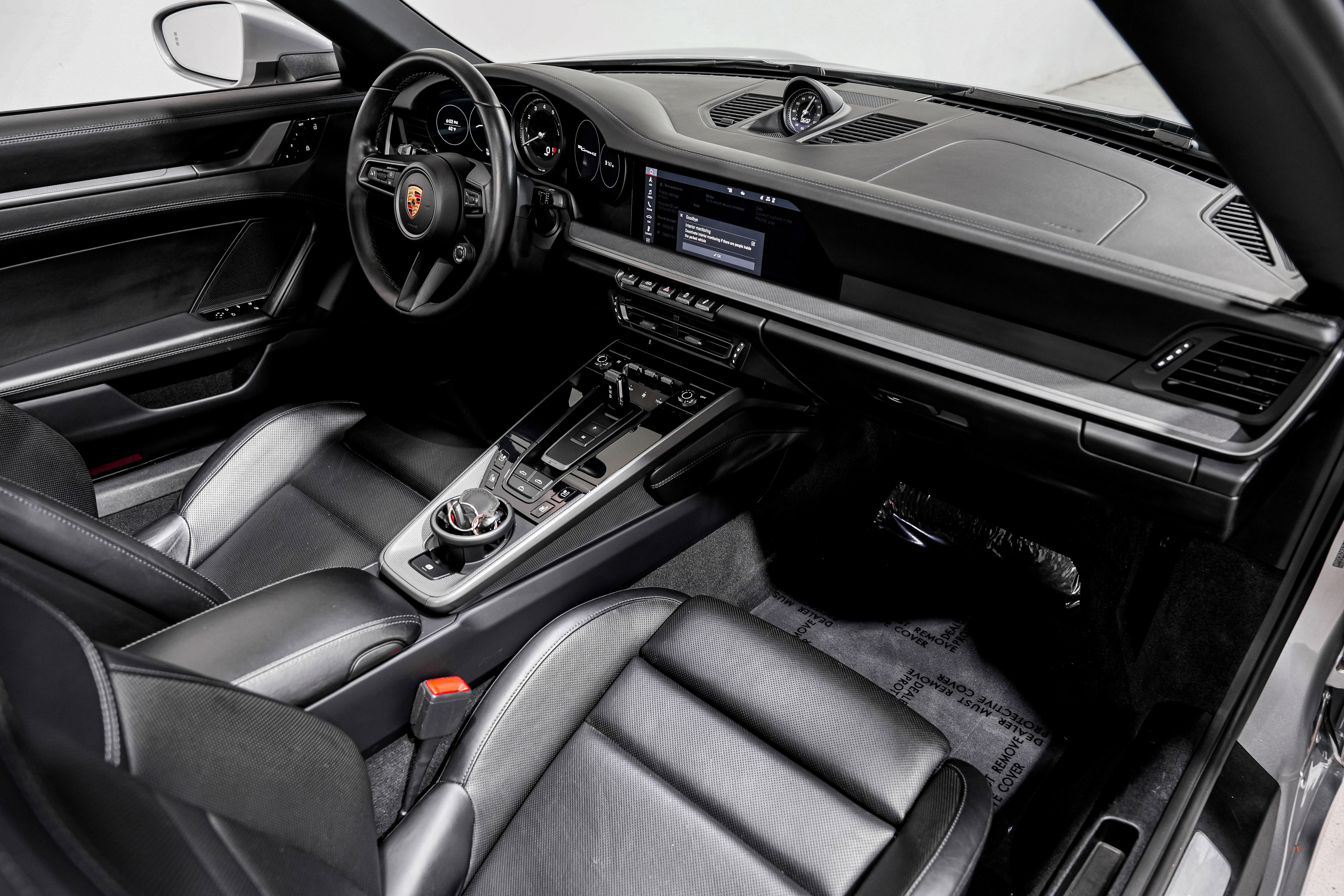 Used 2020 Porsche 911 Carrera 4S AWD/4WD image 31