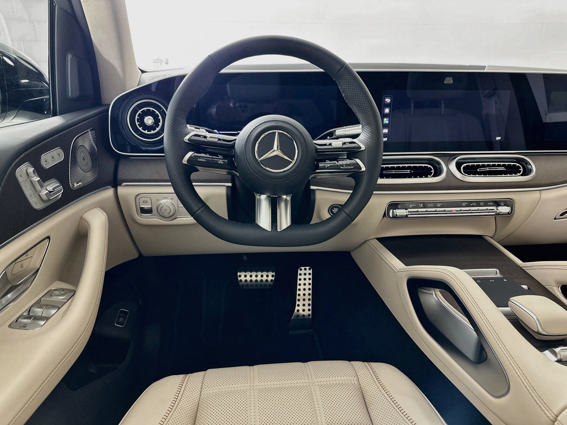New 2027 Mercedes-Benz GLS 450 4MATIC image 24