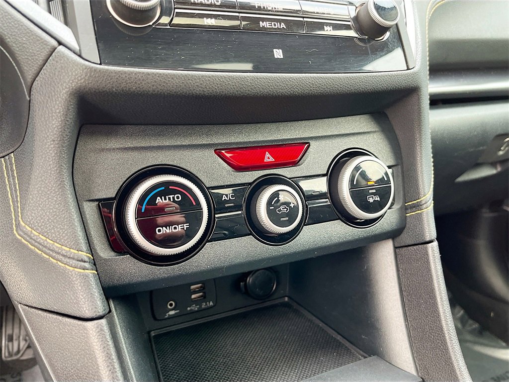 Used 2022 Subaru Crosstrek 2.5i Sport w/ Moonroof Package image 15