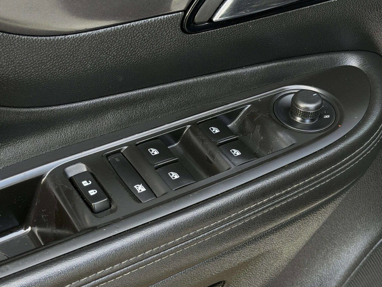 Used 2019 Buick Encore Preferred image 10