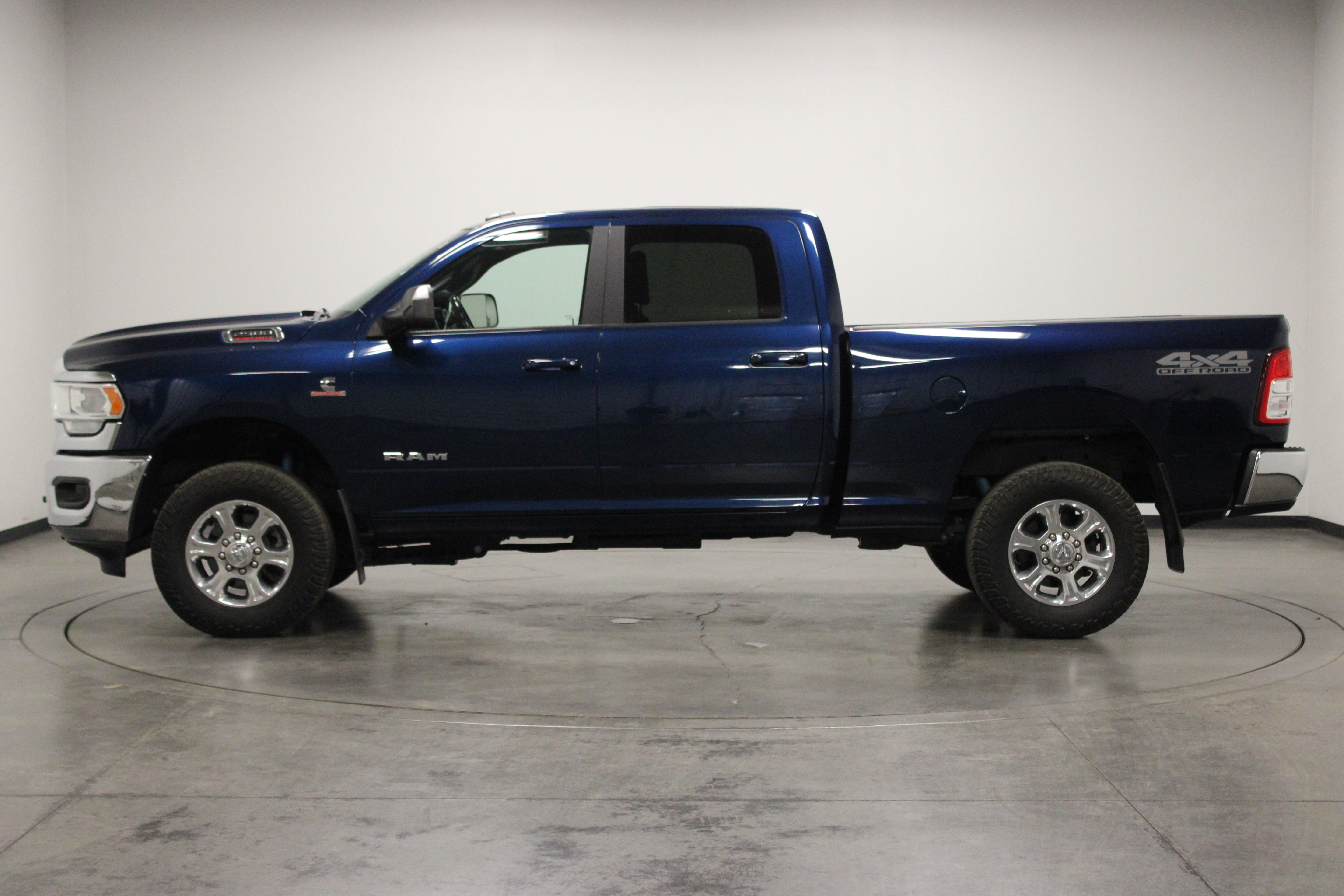 Used 2022 RAM 2500 Big Horn w/ Level A Equipment Group AWD/4WD image 5