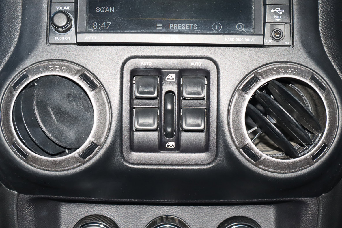 Used 2016 Jeep Wrangler Unlimited Sport w/ Quick Order Package 24S image 24