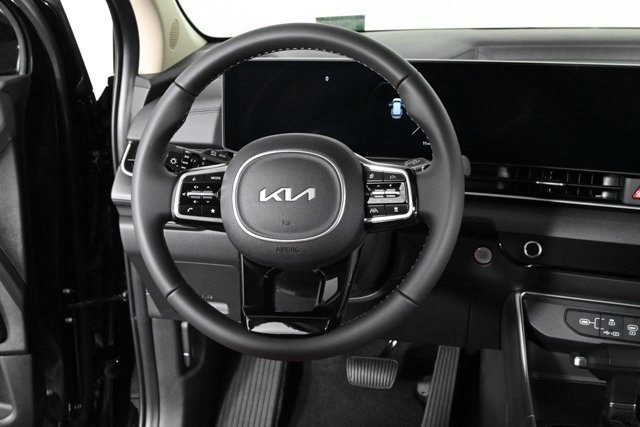 New 2026 Kia Carnival SX image 3