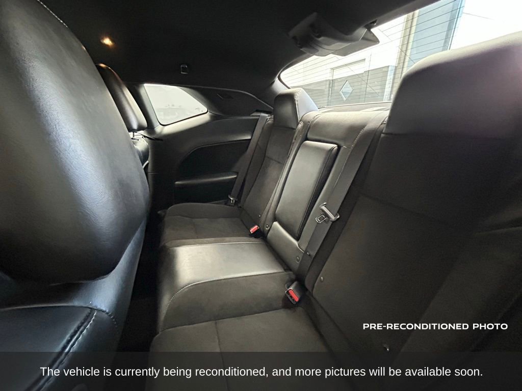 Used 2023 Dodge Challenger R/T w/ Plus Package image 10