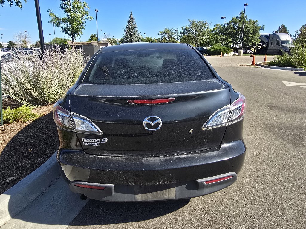 Used 2011 MAZDA MAZDA3 i Sport FWD image 14