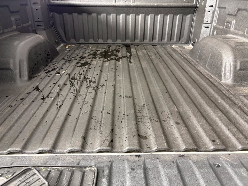 Used 2024 Chevrolet Silverado 1500 Custom RWD image 39