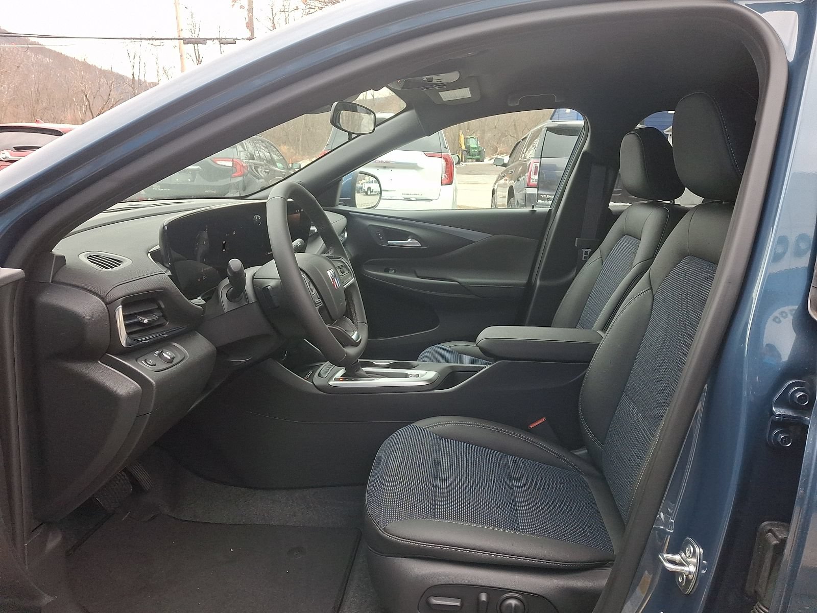 New 2026 Buick Envista Sport Touring w/ Convenience I Package FWD image 13