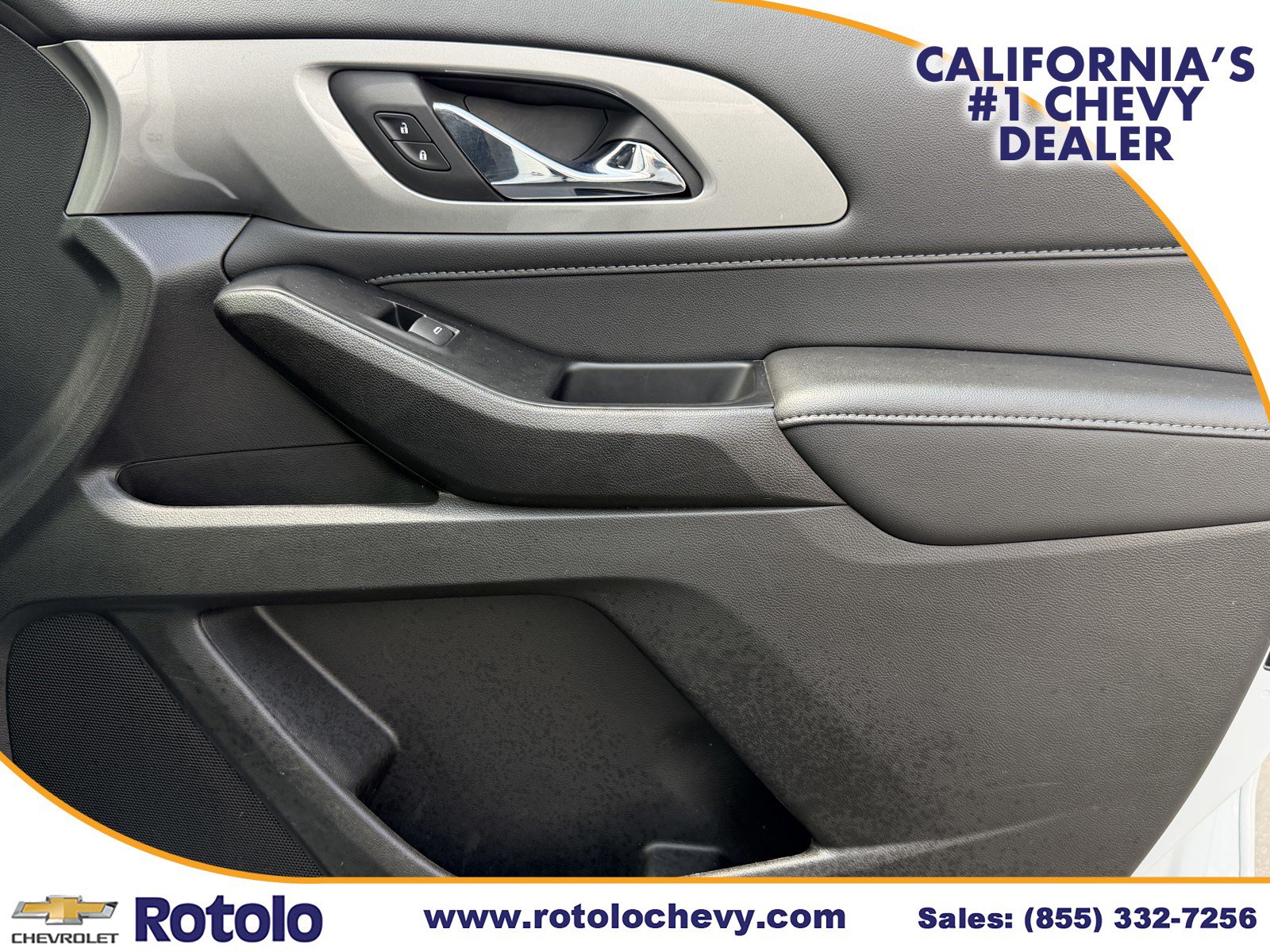 Used 2023 Chevrolet Traverse LT FWD image 9