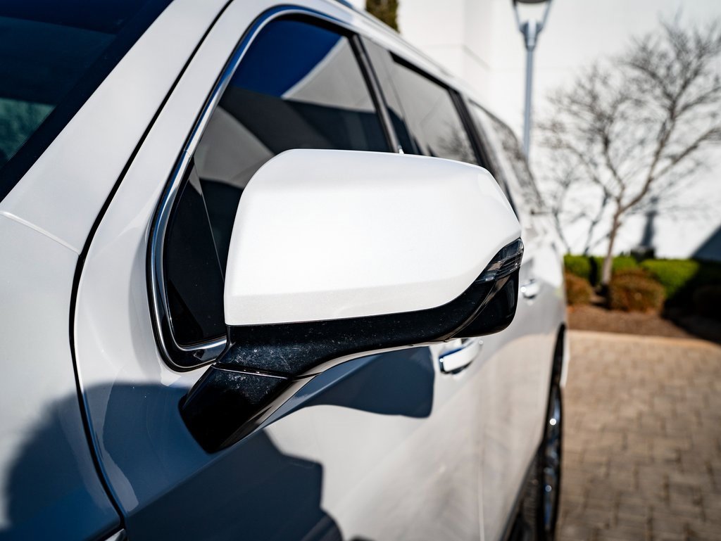 Used 2021 GMC Yukon XL Denali image 15