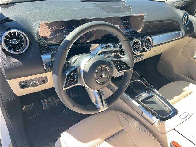 New 2026 Mercedes-Benz GLB 250 4MATIC image 3