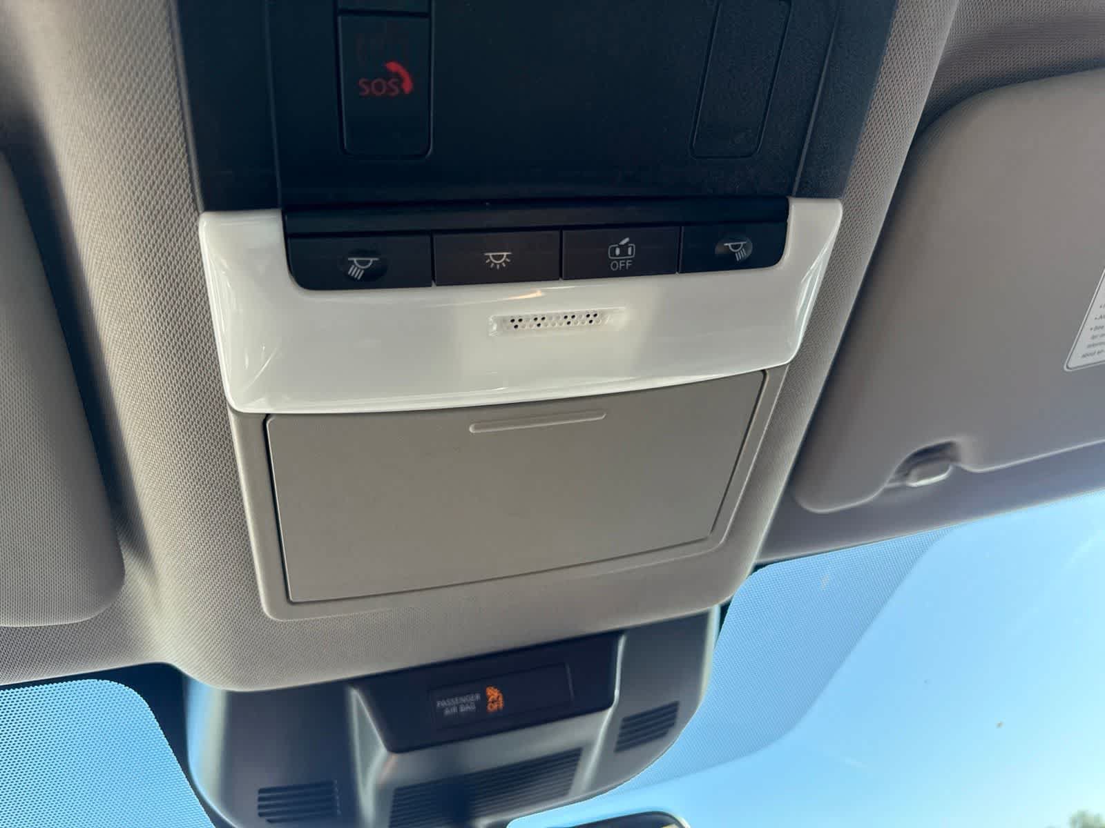 Used 2023 Nissan Rogue SV FWD image 25