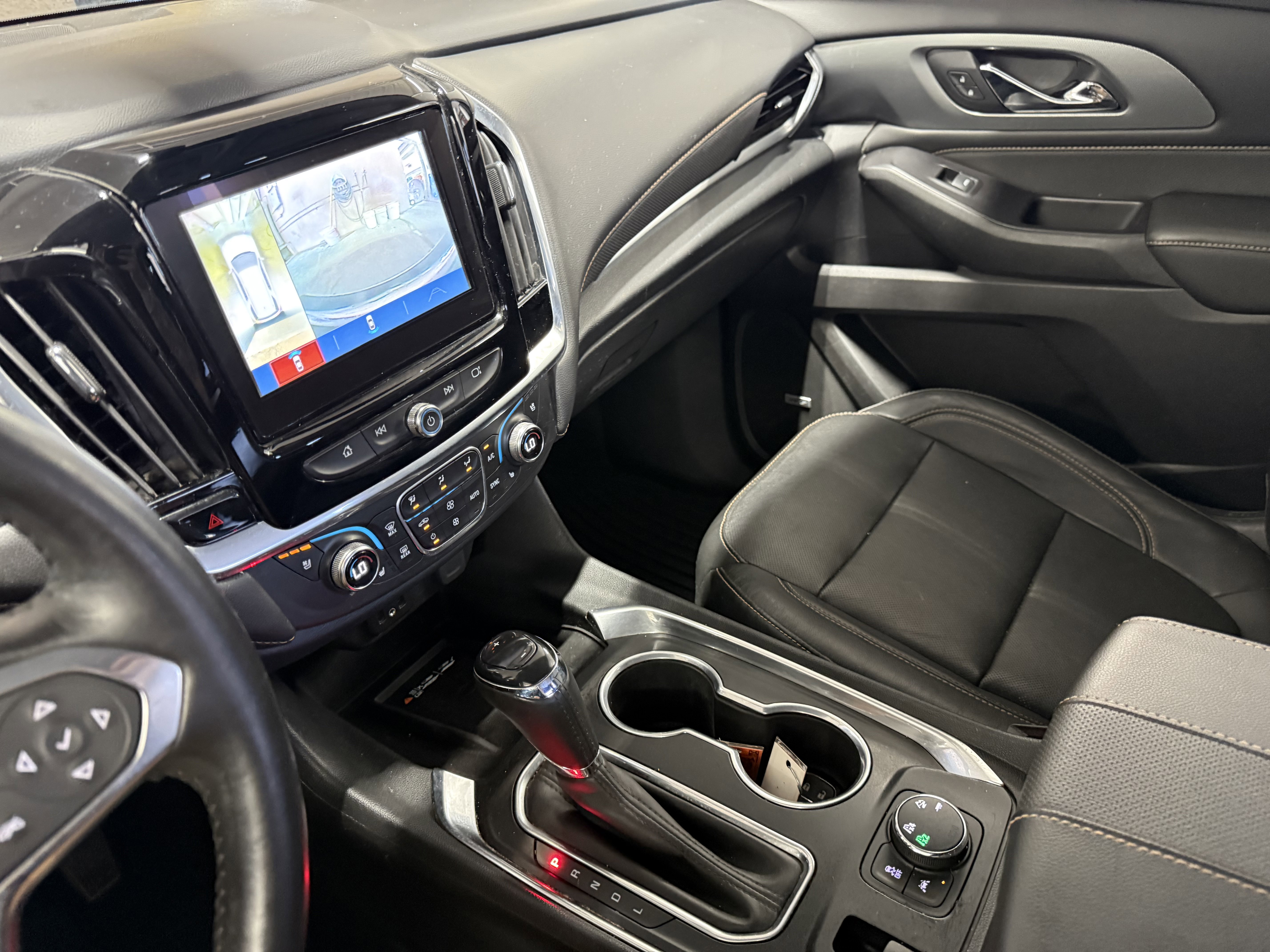 Used 2019 Chevrolet Traverse Premier image 13