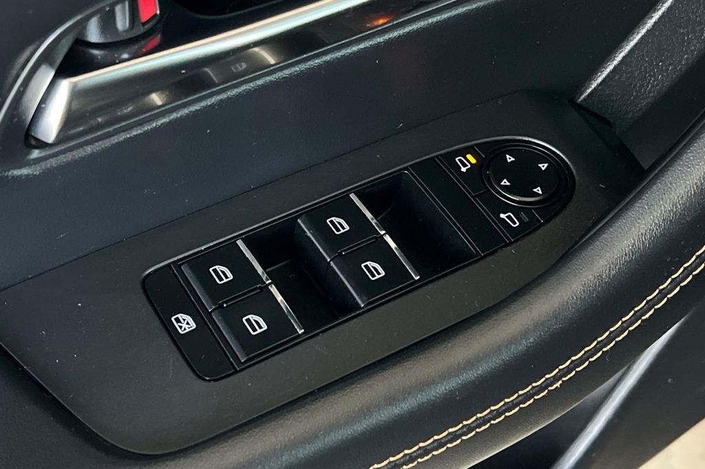 Certified 2024 MAZDA CX-90 Plug-In Hybrid w/ Premium Pkg image 14