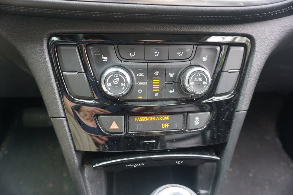 Used 2017 Buick Encore Essence FWD image 11