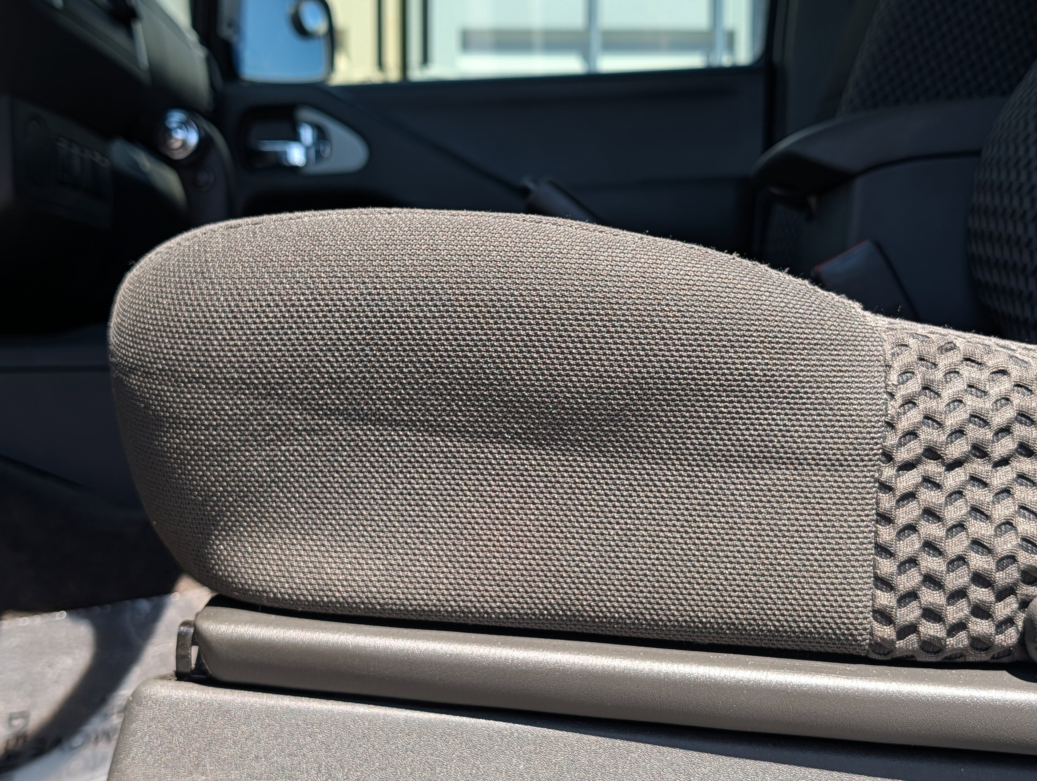 Used 2016 Nissan Frontier SV w/ SV Value Truck Package RWD image 24