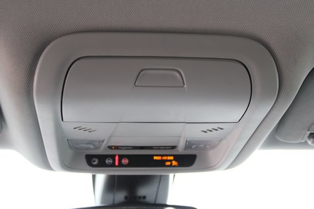 Used 2021 Chevrolet Blazer LT FWD image 17
