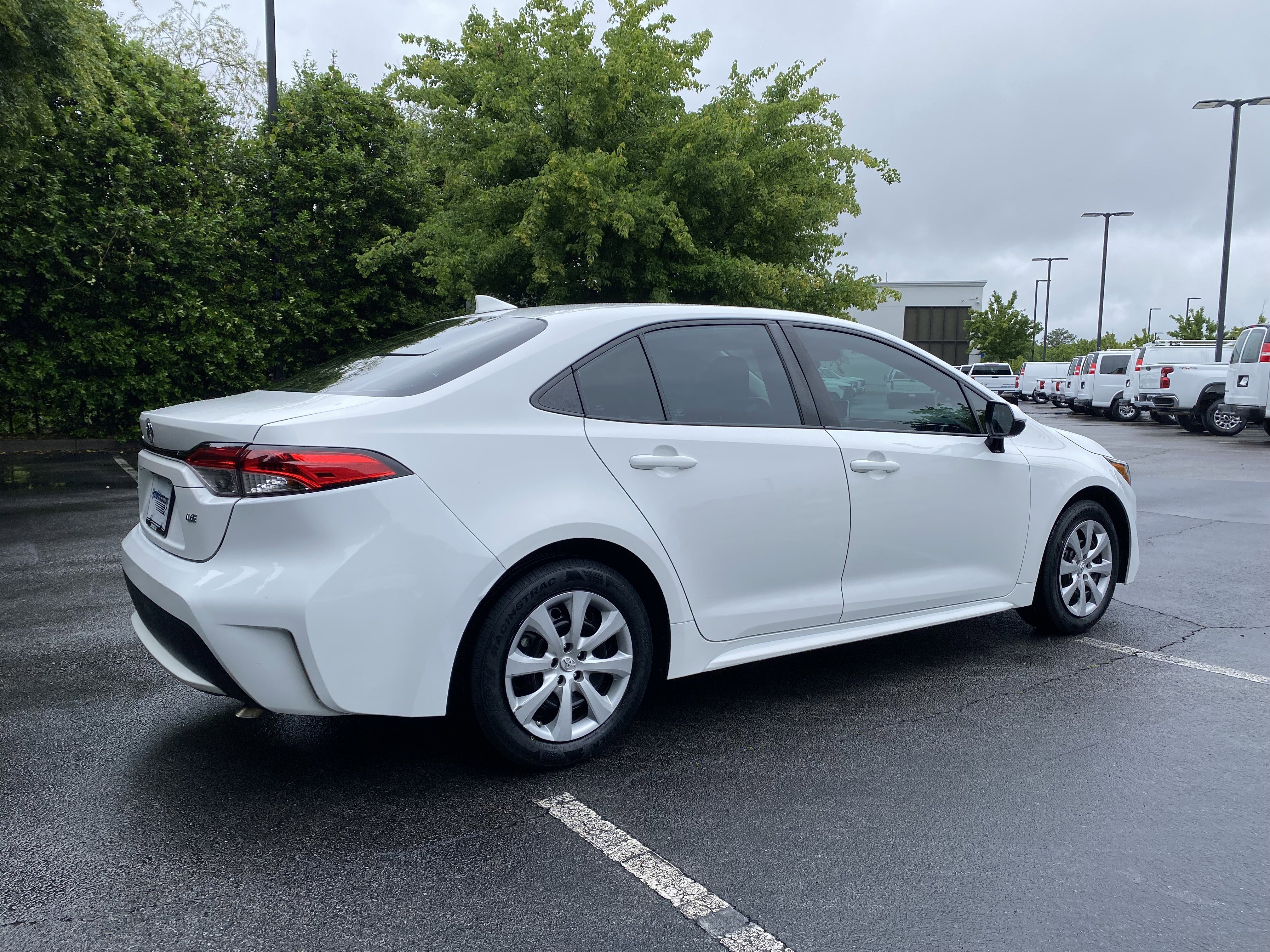 Used 2021 Toyota Corolla LE FWD image 9