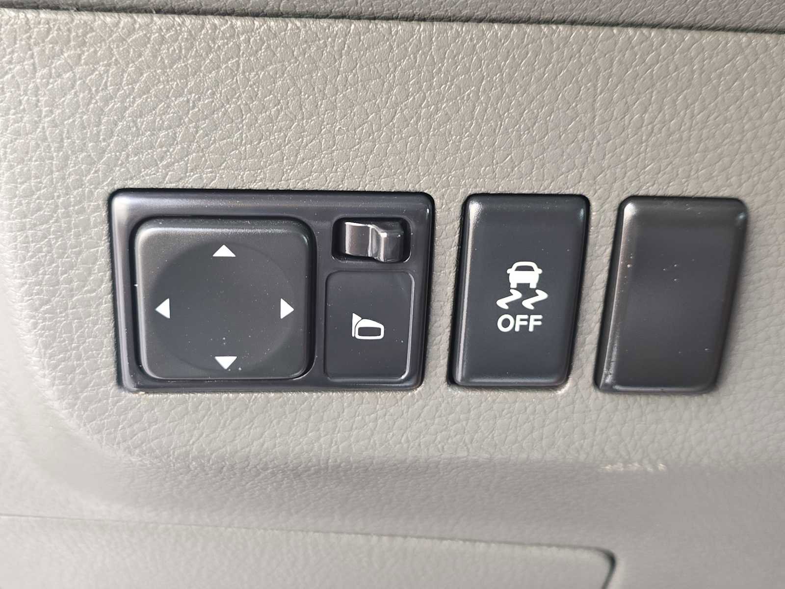 Used 2021 Nissan NV 2500 SV w/ Navigation Package image 24