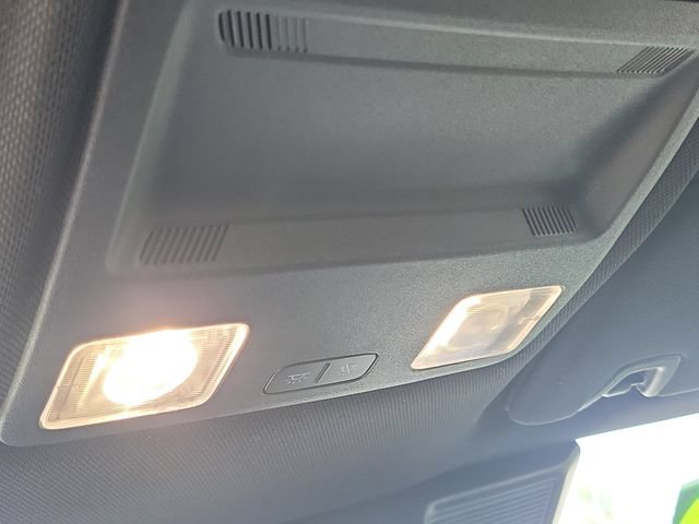 Used 2026 Ford Mustang Coupe RWD image 18