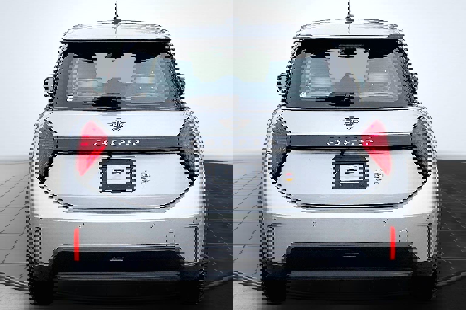 Certified 2025 MINI Cooper 2-Door Hardtop image 4