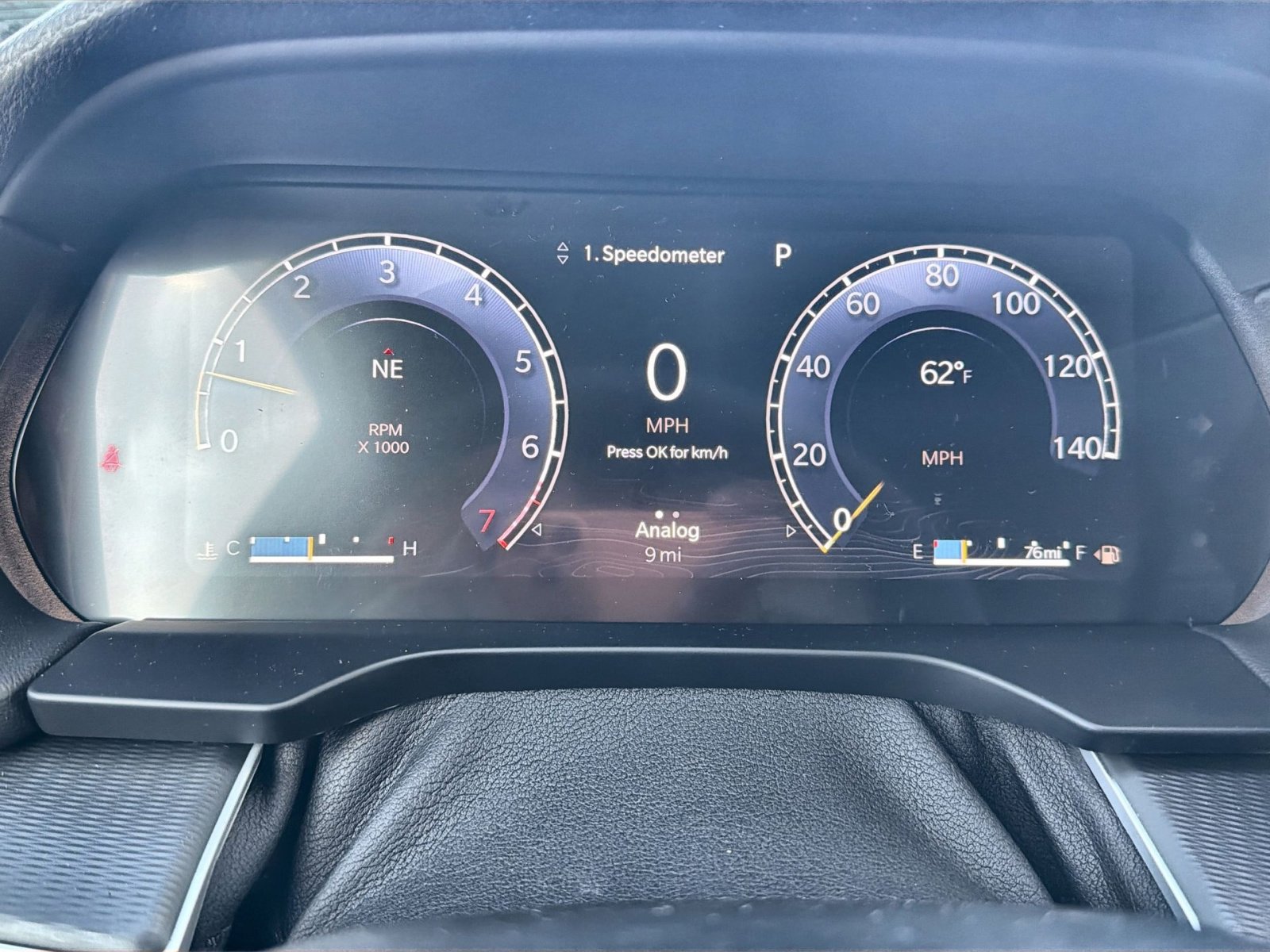 New 2025 Jeep Grand Cherokee Laredo image 17