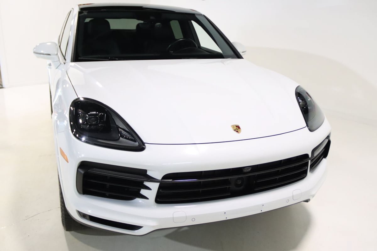 Used 2023 Porsche Cayenne Coupe w/ Towing Package w/o Tow Ball AWD/4WD image 27