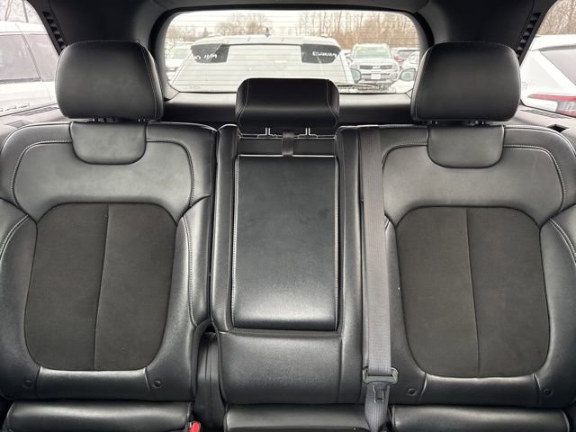 Used 2022 Jeep Grand Cherokee Altitude image 14