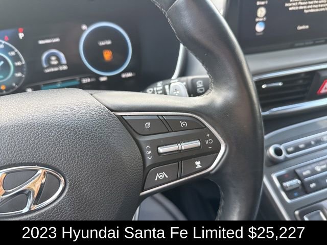 Used 2023 Hyundai Santa Fe Limited image 17