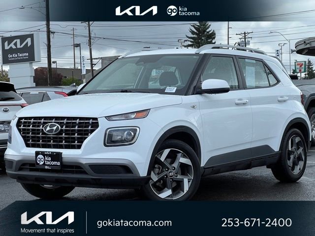 Used 2025 Hyundai Venue SEL FWD image 1