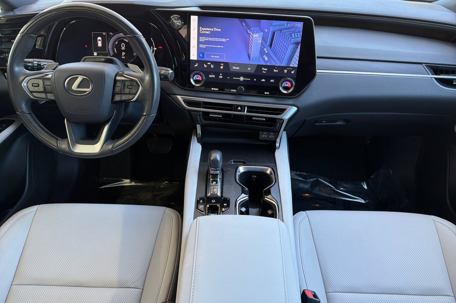 Certified 2023 Lexus RX 350h w/ Cold Area Package AWD/4WD image 17